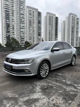 VOLKSWAGEN JETTA 2.0 COMFORTLINE FLEX 4P TIPTRONIC VOLKSWAGEN JETTA 2.0 COMFORTLINE FLEX 4P TIPTRONIC